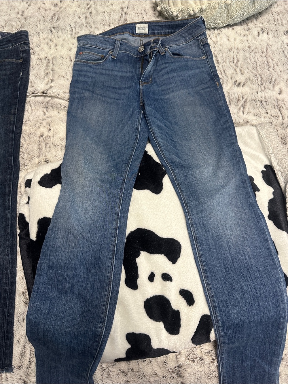 Hudson Jeans Women's Straight Leg in Medium Blue Wash